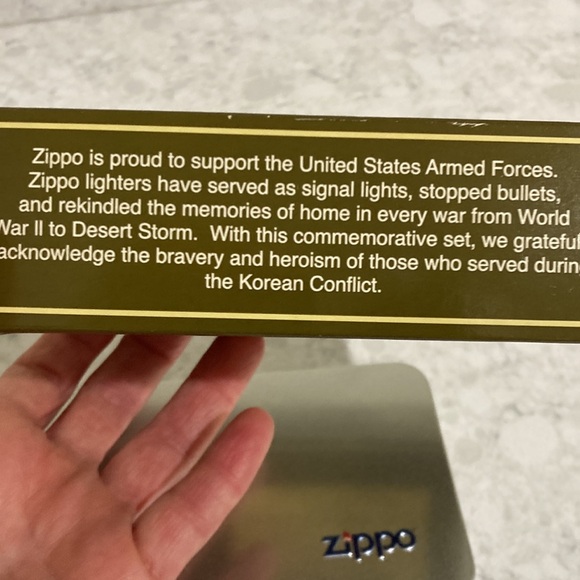 Zippo lighters Korean War Veterans vintage collectors set in tin - Picture 13 of 13